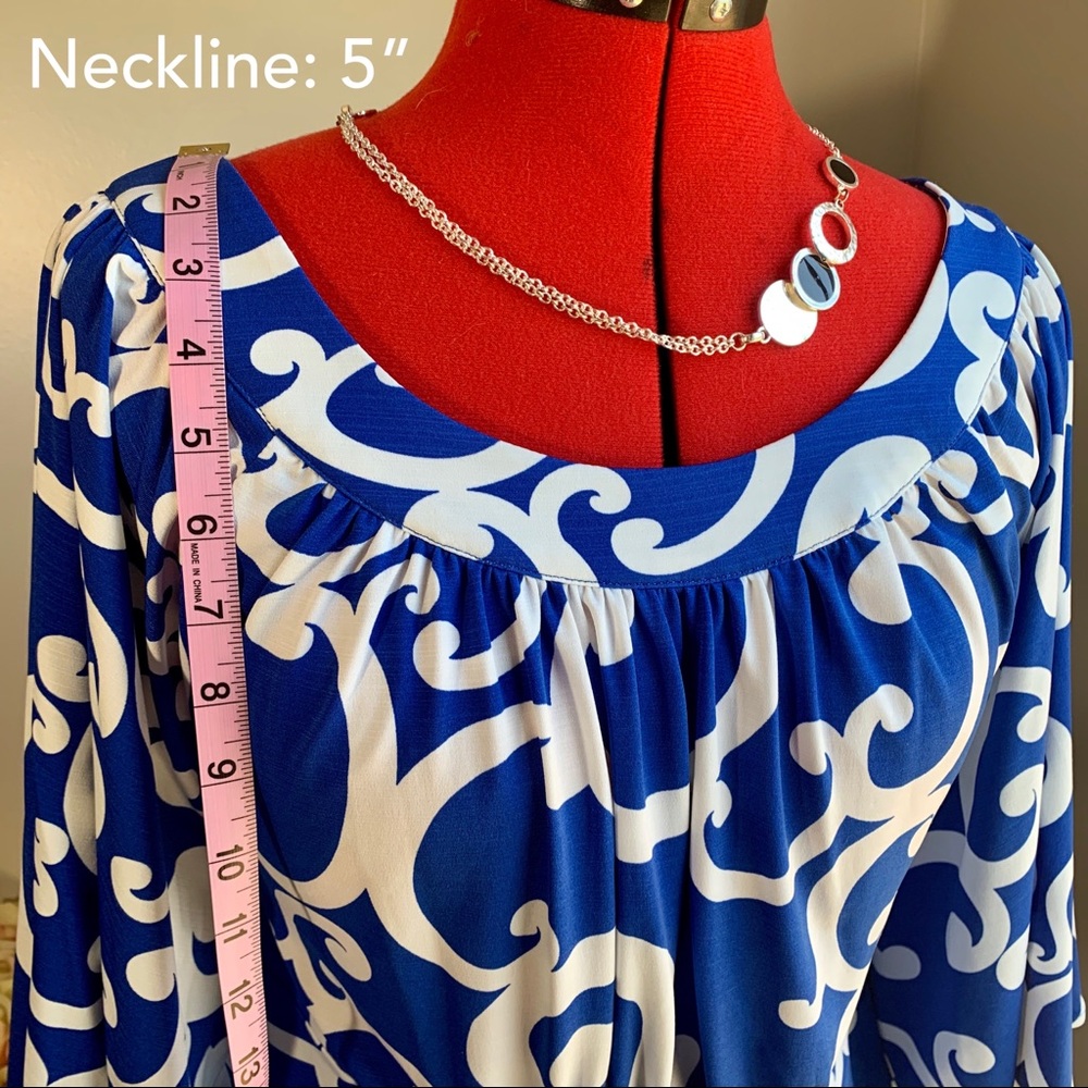 THEME Blue and White Drape Batwing Sleeve Blouse - Picture 11 of 16